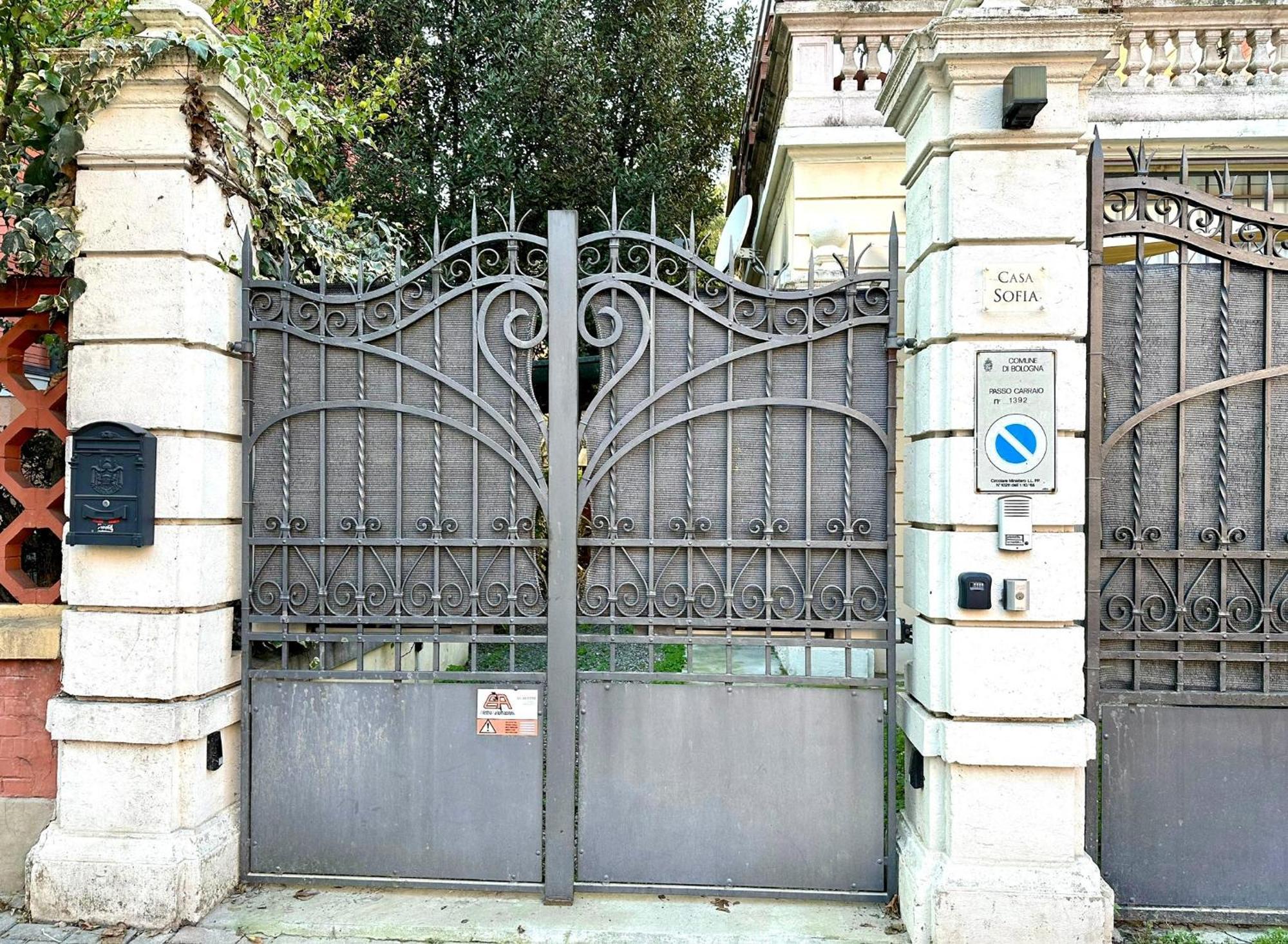 Casa Sofia Apartment Bologna Bagian luar foto
